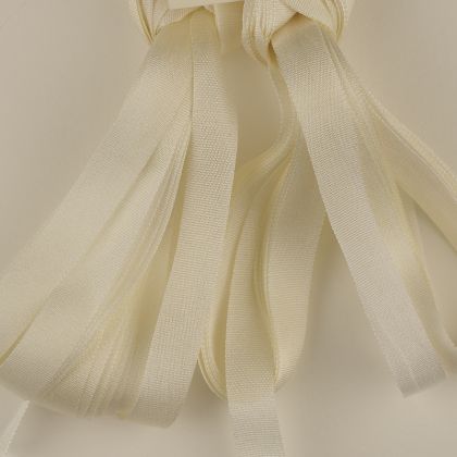      65 Roses® 'White Tea Rose' -  7mm Silk Ribbon: click to enlarge