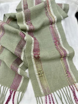 Kit - Rigid Heddle Limited Edition "65 Roses" Silk Scarf Kit: click to enlarge