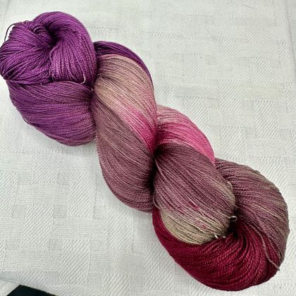 65 Roses - Kiku Silk Yarn - Twilight Garden 571: click to enlarge