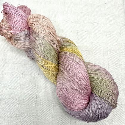 65 Roses - Kiku Silk Yarn - Wedding Bouquet 582: click to enlarge