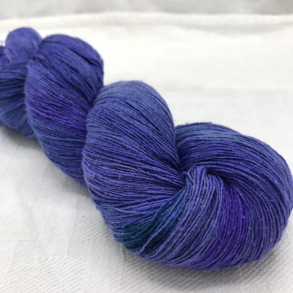 65 Roses - Alirio-Singles Silk NOIL Yarn -   Flowers 521: click to enlarge