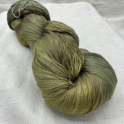 65 Roses - Kiku Silk Yarn - Grass 534: click to enlarge