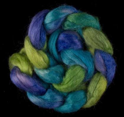 Salt Spring Island 'Walker Hook' - Tussah Silk Combed Top/Sliver 25g: click to enlarge