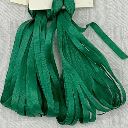  322 Holly - Ribbon, 3.5mm: click to enlarge
