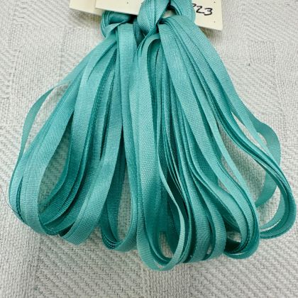  323 Saira's Jade - Ribbon, 3.5mm: click to enlarge