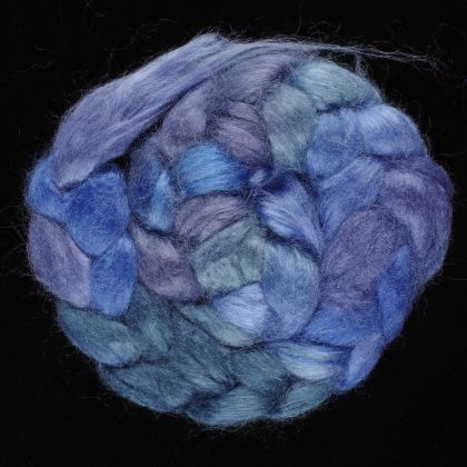 Salt Spring Island 'Lake Superior' - Tussah Silk Combed Top/Sliver 25g: click to enlarge