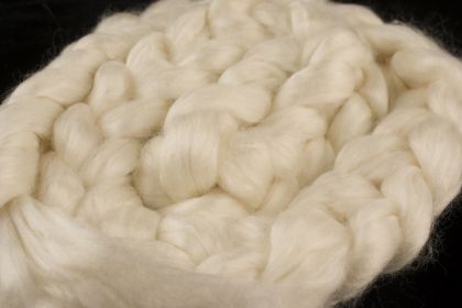 Eri Silk (white) Combed Top/Sliver (A1 Grade)  Wild Silk -  50g: click to enlarge